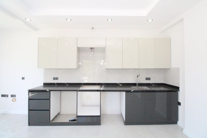 Image No.6-3 Bed Apartment for sale