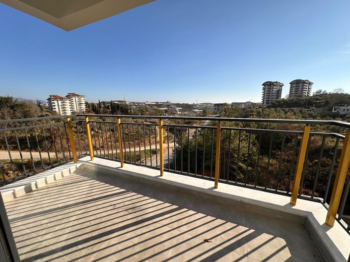 Image No.13-2 Bed Apartment for sale