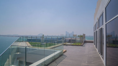 Exterior 4