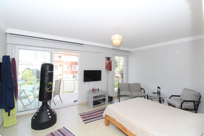 Image No.20-4 Bed Apartment for sale