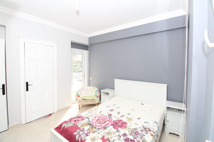 Image No.23-4 Bed Apartment for sale