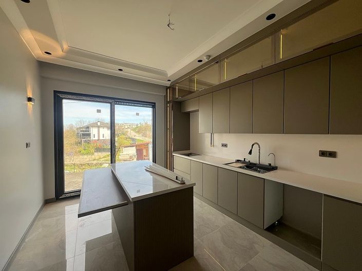 Image No.9-7 Bed House/Villa for sale