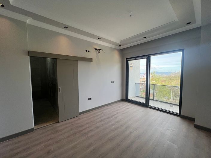 Image No.15-7 Bed House/Villa for sale