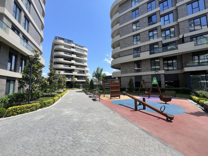 Image No.17-3 Bed Apartment for sale