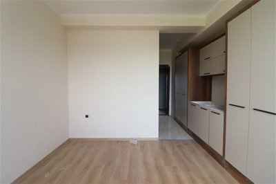 Interior 4