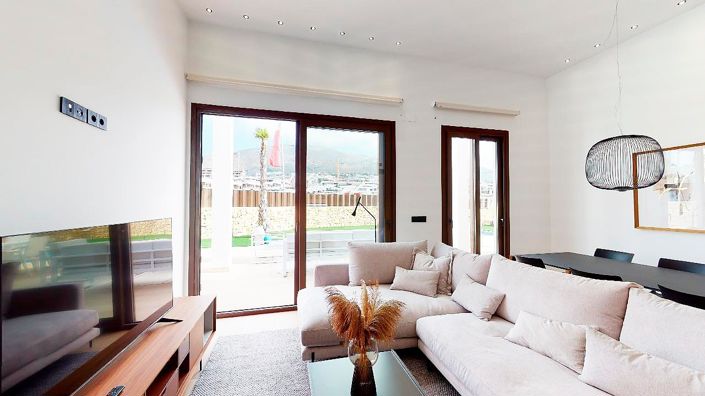 Image No.5-5 Bed House/Villa for sale
