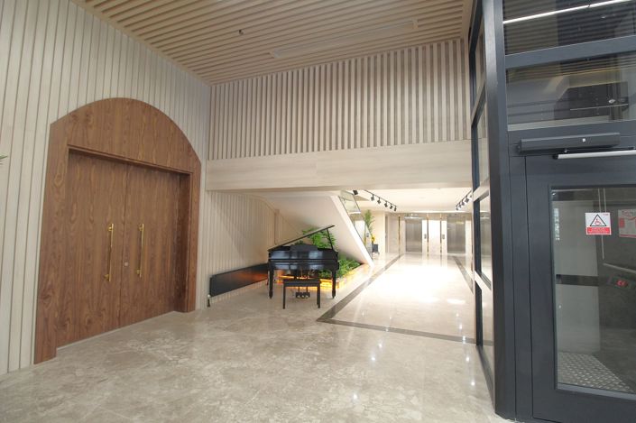 Image No.9-4 Bed Apartment for sale