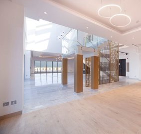 Interior 3