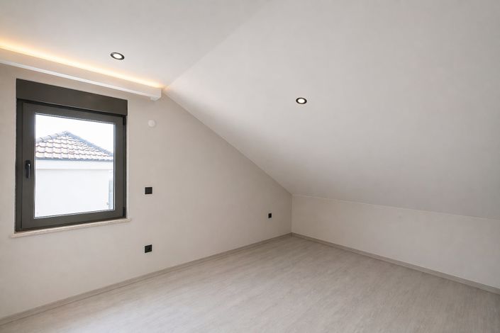 Image No.21-2 Bed Apartment for sale