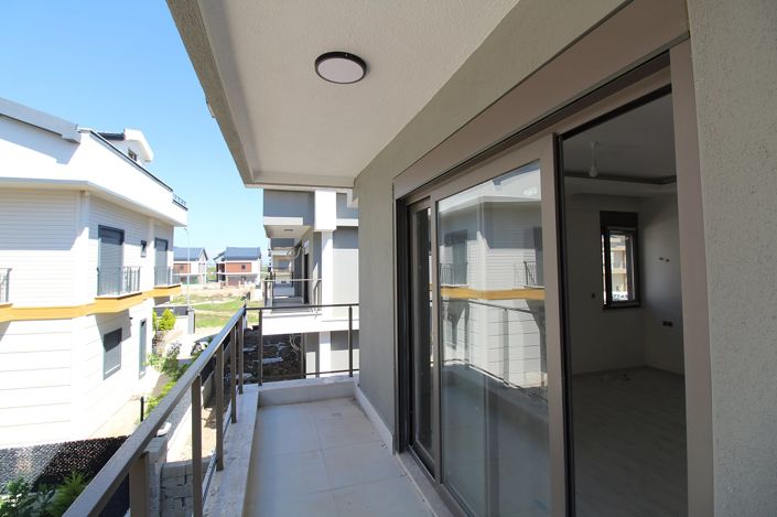 Image No.25-2 Bed Apartment for sale