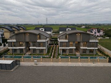 Exterior 11