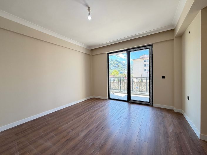 Image No.15-3 Bed Apartment for sale