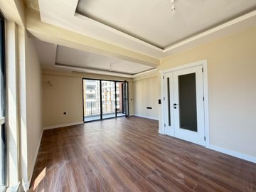 Interior 3