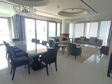 Interior 3