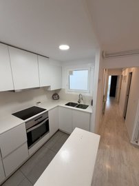 Interior 4