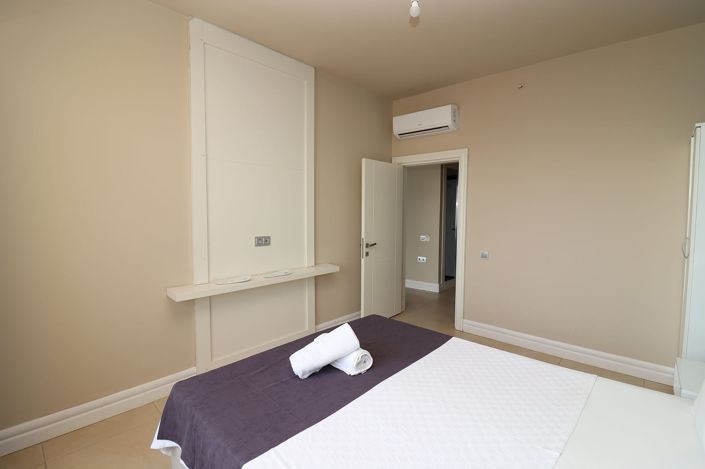 Image No.26-1 Bed Apartment for sale