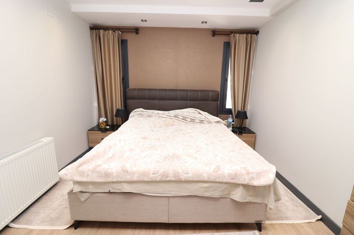 Image No.20-3 Bed Apartment for sale