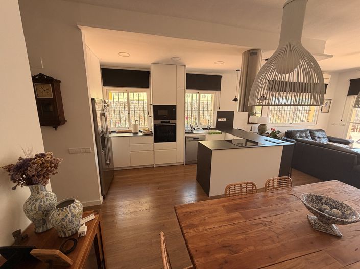 Image No.16-4 Bed House/Villa for sale