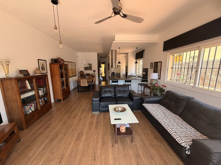Image No.19-4 Bed House/Villa for sale