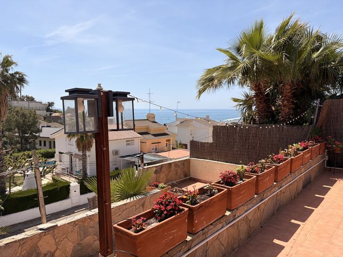 Image No.4-4 Bed House/Villa for sale