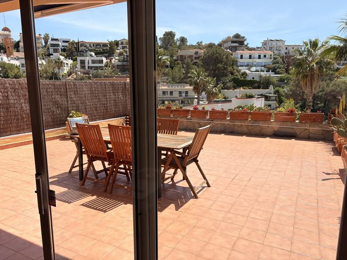Image No.9-4 Bed House/Villa for sale