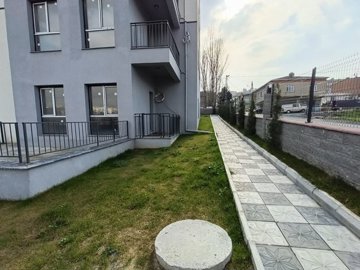 Exterior 6