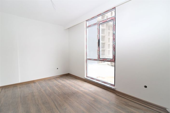 Image No.18-3 Bed Apartment for sale