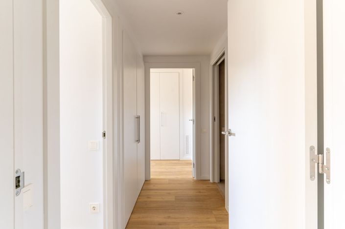 Image No.13-3 Bed Apartment for sale