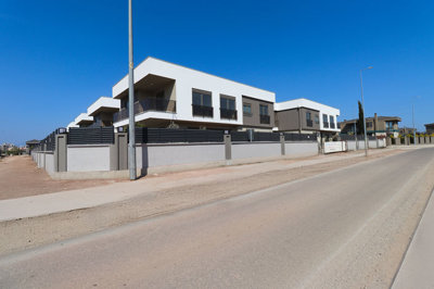 Exterior 11
