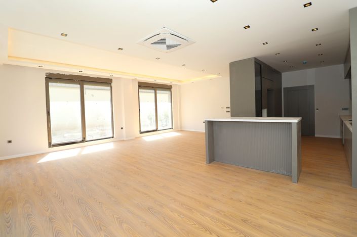 Image No.16-5 Bed House/Villa for sale