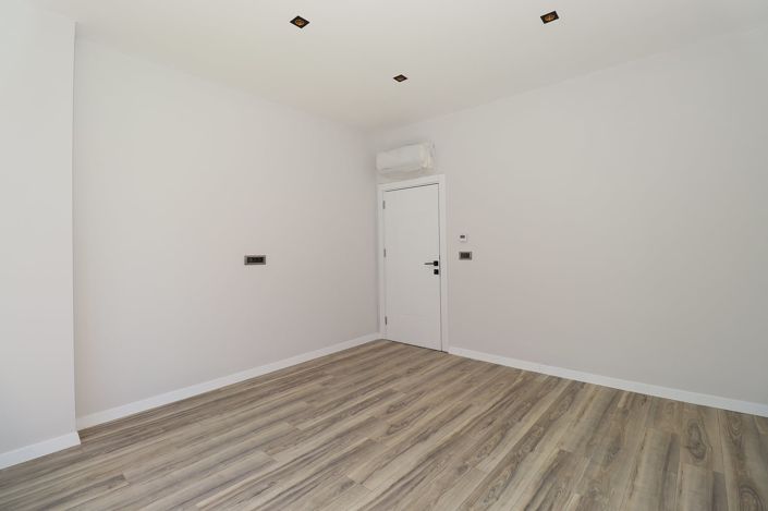 Image No.28-5 Bed House/Villa for sale