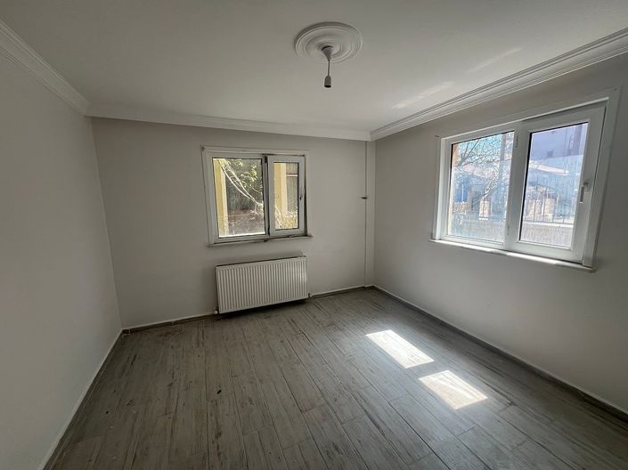 Image No.12-7 Bed House/Villa for sale