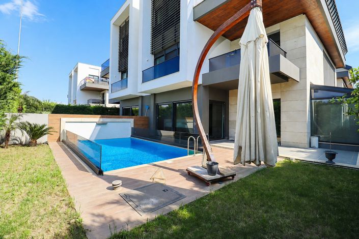 Image No.3-6 Bed House/Villa for sale