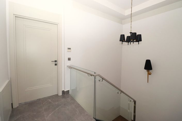 Image No.30-6 Bed House/Villa for sale