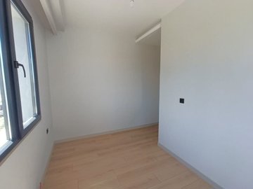 Interior 9
