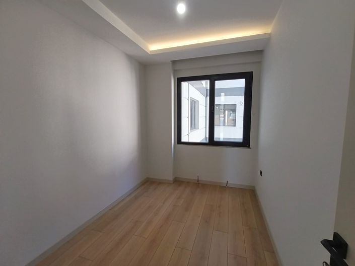 Image No.16-4 Bed Apartment for sale
