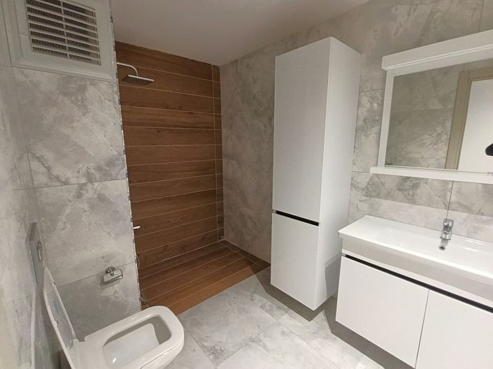 Image No.19-4 Bed Apartment for sale