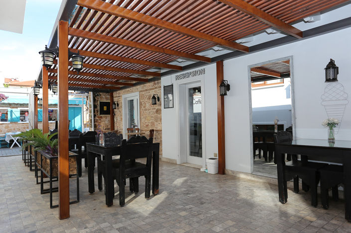 Image No.16-16 Bed Commercial for sale