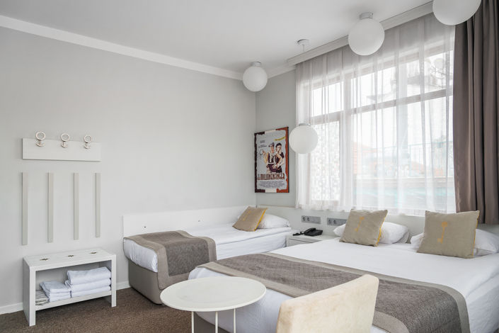 Image No.31-16 Bed Commercial for sale