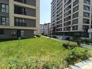 Exterior 5