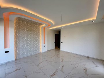 Interior 9