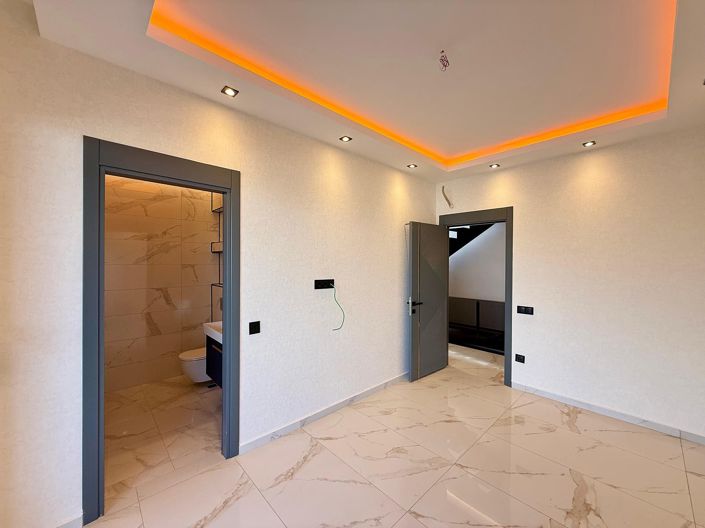 Image No.16-6 Bed House/Villa for sale