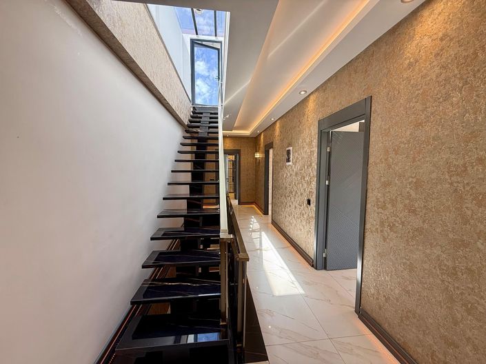 Image No.28-6 Bed House/Villa for sale