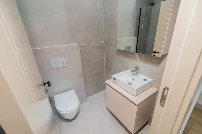 Image No.17-2 Bed Apartment for sale