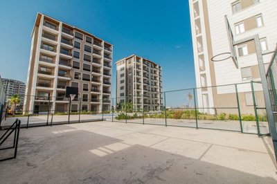 Exterior 6