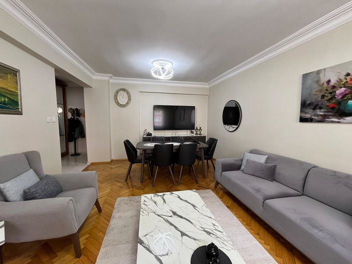 Image No.22-3 Bed Apartment for sale