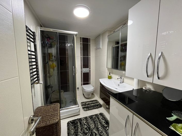 Image No.30-3 Bed Apartment for sale