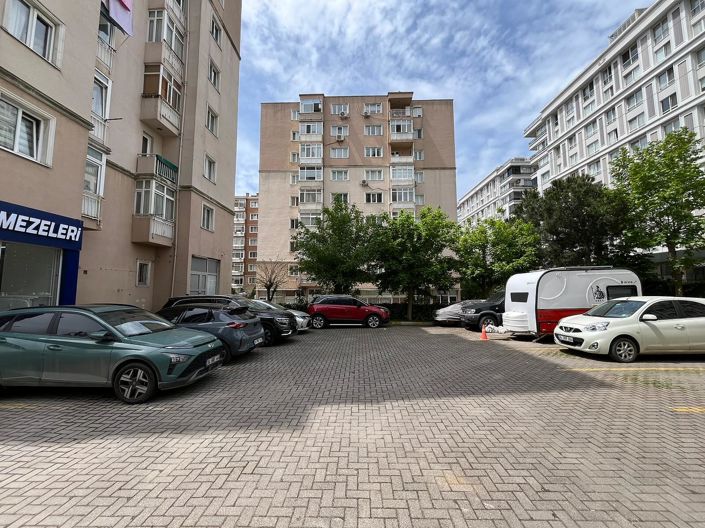 Image No.8-3 Bed Apartment for sale