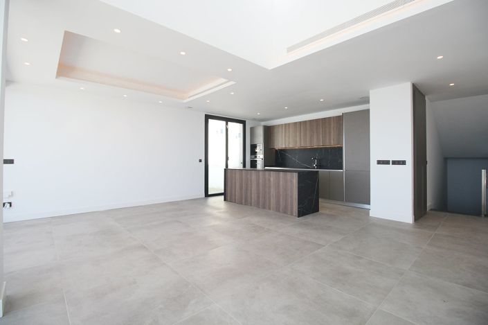 Image No.13-4 Bed House/Villa for sale