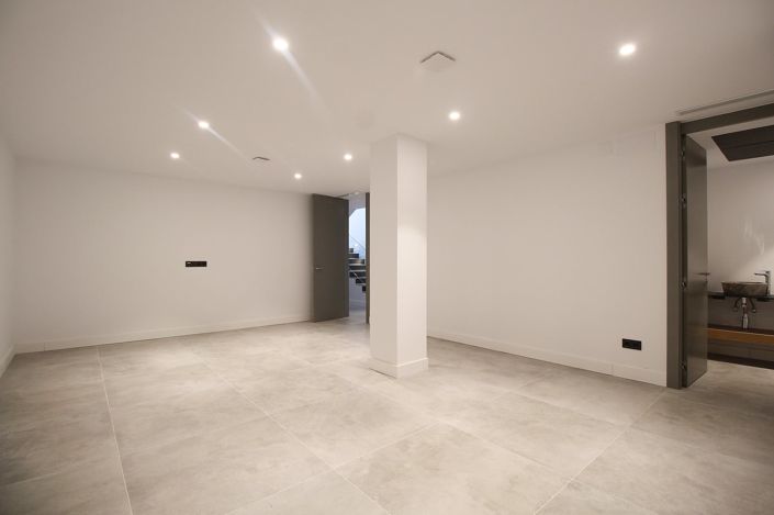 Image No.18-4 Bed House/Villa for sale